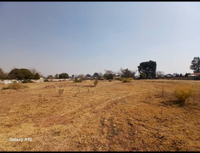 19,757M² VACANT LAND FOR SALE IN RIVERSDALE